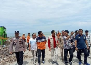 Wakil Bupati Pasaman Barat Buka Pekan Seni Budaya di Pantai Sasak Ranah Pasisie