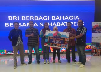 BRI RO Padang Berbagi Bahagia dengan Pers dan Masyarakat