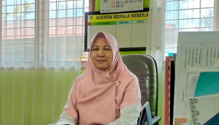 SMPN 4 Painan Terapkan Disiplin Ketat