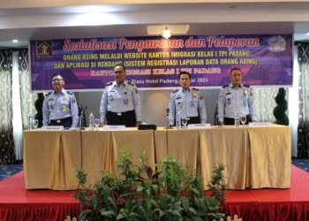 Kantor Imigrasi Kelas 1 TPI Padang Sosialisasikan Penggunaan Website Sistem Registrasi Laporan Data Orang Asing