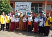 Alumni SD 123 Bungo Tanjuang Bantu 12 Siswa Berprestasi