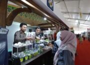 Produk Minuman dan Kesehatan Karya Siswa SMTI Padang Diburu Pengunjung PENAS Tani XVI