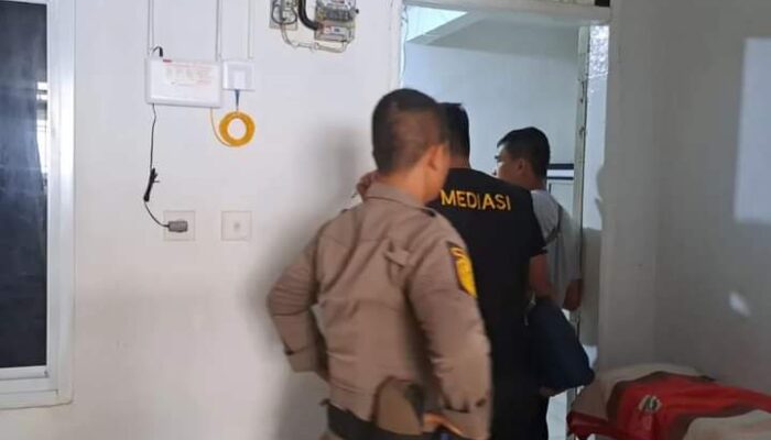 Check-in 2 Kamar Berdampingan, Sepasang Kekasih Ini Diduga Kecoh Petugas