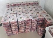 Keren! Gunakan Box Plastik, Pembagian Daging Kurban di Mushalla Ini Patut Dicontoh