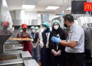 McDonald’s Indonesia Adakan Open Kitchen untuk Mengupas Rahasia Ayam Goreng yang Renyah dan Gurih