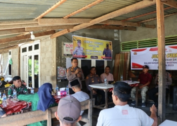 Kapolres Tanah Datar AKBP Derry Indra Gelar Jumat Curhat di Nagari Saruaso