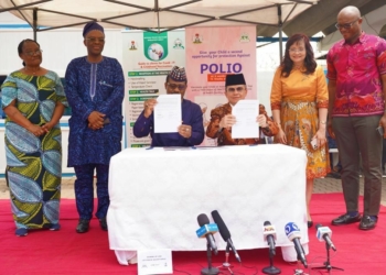 Bio Farma Serahkan Hibah 1.580.000 Dosis Vaksin Pentavalen ke Nigeria