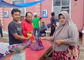 Kupon Disebar ke Lingkungan Pontren, Kauman Padang Panjang Sembelih Sapi Kurban