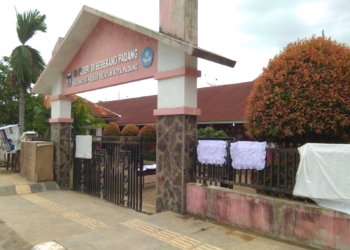 Banjir Rusak Sarana dan Prasarana Sekolah di SD 38 Seberang Padang