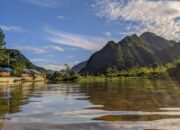 Merambah Ekowisata Hutan Sosial Sumbar