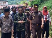 Kajati Sumbar Tinjau Lokasi Terdampak Banjir di Padang