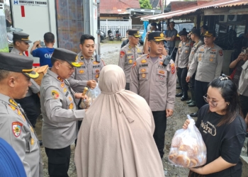 Sumbar Diterjang Banjir dan Longsor, Kapolda Suharyono Perintahkan Seluruh Kapolres Pantau Kondisi Masyarakat
