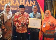 Agam Terima Penghargaan Kabupaten Layak Anak