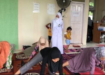 Departemen Kebidanan Fakultas Kedokteran UNAND Gelar Pengabdian kepada Masyarakat Berbasis CoE Melalui Prenatal Gentle Yoga