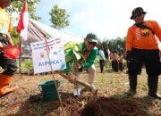 Pascalongsor Cihanjuang,  1.000 Bibit Pohon Ditanam untuk Mitigasi