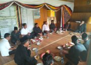 KAN Batipuah Ateh Suguhkan Hidangan Bajamba kepada Tim Penilai KAN Terbaik Tingkat Kabupaten Tanah Datar 2023