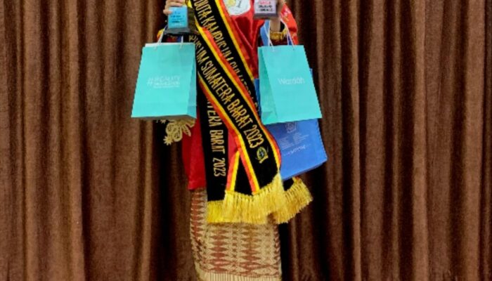 Mahasiswi Cantik PGMI Terpilih Sebagai Wakil II Uni Duta Kampus UM Sumatera Barat 2023
