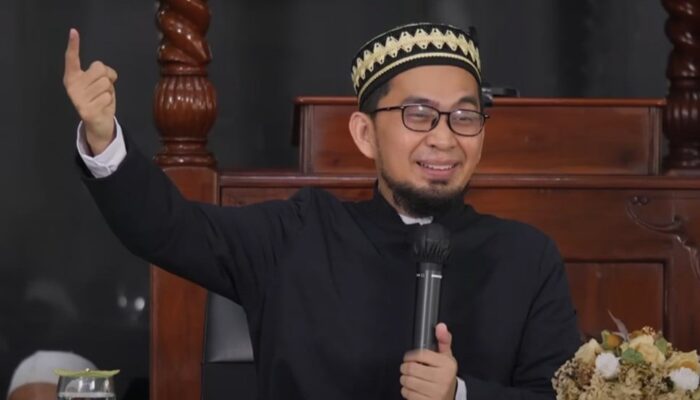 Ustadz Adi Hidayat Tabligh Akbar di Masjid Agung Nurul Iman Padang, Ini Jadwalnya!