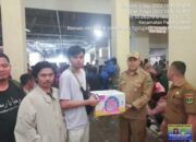 Dihantam Hujan Badai, Pendemo Dapat Makanan, Selimut Hingga Transportasi dari Pemprov Sumbar