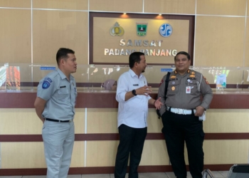 Tim Supervisi Korlantas Polri Kunjungi Samsat Padang Panjang, Sosialisasi Implementasi Pasal 74 UU No. 22 Tahun 2009