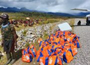 5.228 Kilogram Logistik dan Peralatan Telah Didistribusikan BNPB untuk Korban Bencana di Papua Tengah