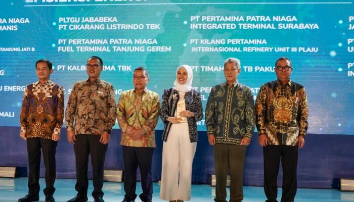 Semen Padang Sukses Raih 5 Penghargaan ENSIA 2023