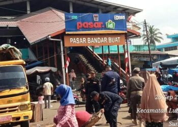 Tertibkan Pasar Bandar Buat, PKL di Parkiran Dikembalikan ke Asalnya di Lantai 2