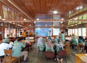 Bawaslu Sumbar Gelar Family Gathering di Mandeh