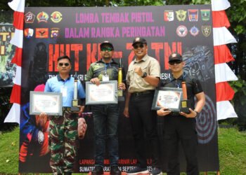 Wagub Audy Juarai Kejuaraan Menembak Tingkat TNI-Polri, Forkopimda Sumbar 2023