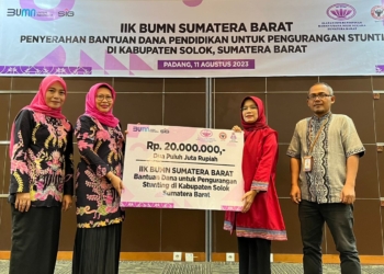 IIP BUMN Sumbar Serahkan Bantuan untuk Program BAAS di Labuh Panjang