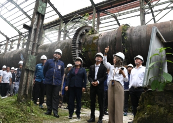 Kunjungi Indarung I, Delegasi Vietnam Nyatakan Kekagumannya