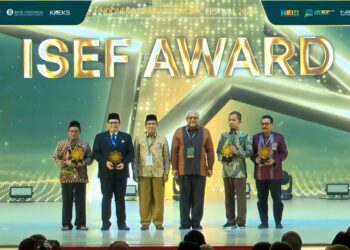 UUS Bank Nagari Terima Penghargaan ISEF Award 2023