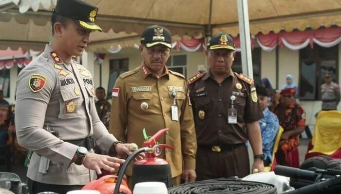 Bupati Khairunas Hadiri Apel Pasukan Operasi Mantap Brata 2023 di Mapolres Solok Selatan