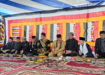 Kaum Sikumbang Datuk Putiah Lewakan Gala Pada Suhatri Bur