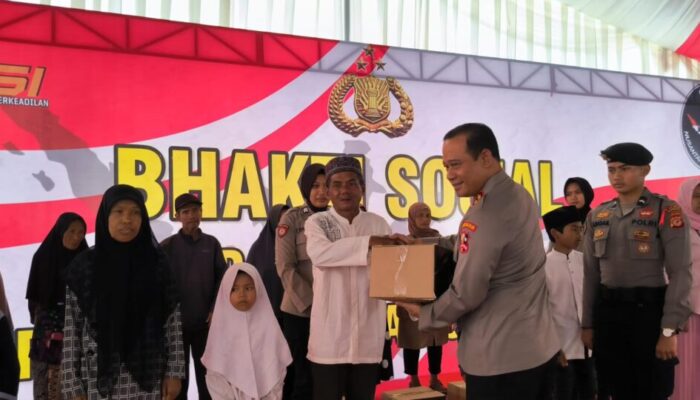 1.500 Paket Sembako dari Ops NCS Diserahkan Pada Masyarakat Tasikmalaya