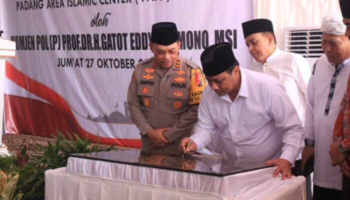 Kapolda Sumbar Hadiri Peresmian Masjid Al Hijrah oleh Mantan Wakapolri