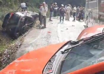 Rem Blong, Bus Ratu Mulya Hantam Enam Kendaraan di Sitinjau Laut