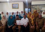 Dukung Generasi Emas 2045, Semen Padang Salurkan Bantuan PMT di Lubuk Kilangan