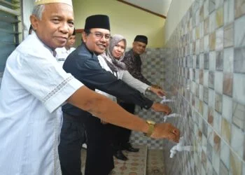 Dibantu Semen Padang, Tempat Wudhu MTsS dan MA Limau Manis Diresmikan