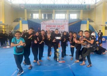 Sakato Semen Padang Binaan FKKSPG Juara Umum Kejurda Pencak Silat Bareh Solok