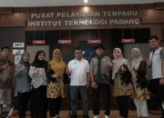 Tim Verifikasi Faktual KI Sumatera Barat Cek Layanan Pusat Informasi ITP