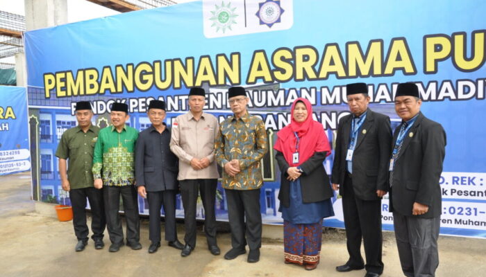 Resmikan Pembangunan Asrama Santri, Ketum Muhammadiyah Haedar Nasir  Apresiasi Pesantren Kauman Makin Berkembang