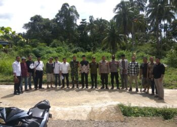 Wali Nagari Kuranji Hulu Pantau Pekerjaan Jalan di Korong Tanjung Alai Barat