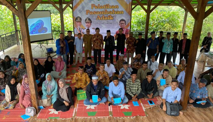 Perkuat Panitahan Minangkabau, Disbud Sumbar Adakan Pelatihan Pasambahan Adaik