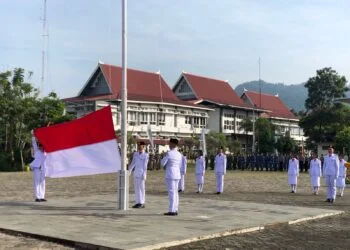 Pengibaran bendera