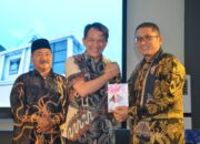 Buku Biografi Wali Kota Padang Diluncurkan, Sejarawan : Menginspirasi