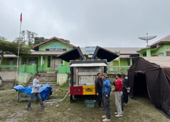 Polda Sumbar buka Dapur Umum di Lokasi Evakuasi Erupsi Gunung Marapi