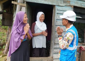 Rabima yang Hidup Sebatang Kara Kini Tak Perlu Lagi Numpang Listrik Tetangga
