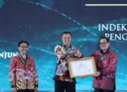 Manajemen ASN Dinilai Sangat Baik, Bupati Sijunjung Terima Dua Anugerah Meritokrasi 2023