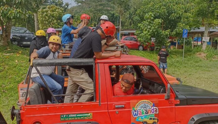 OJK Sumbar Bawa 29 Wartawan ke Wakanda
